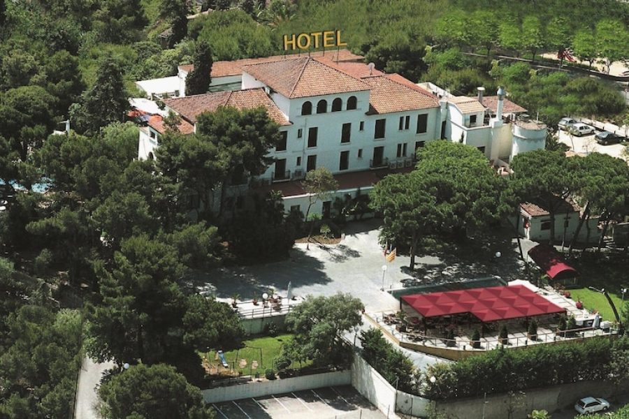 Bari - Barcellona - Hotel El Castell