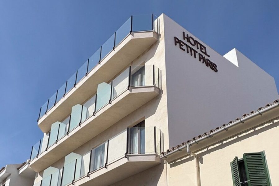 Bari - Alcudia - Hotel Petit Paris