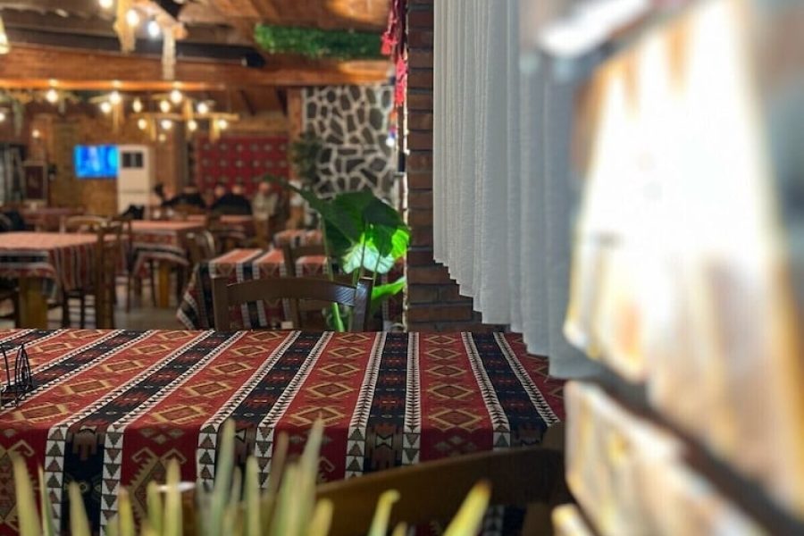 Bologna - Durrës - TE BUJTINA HOTEL- Cozy Stay with Traditional Breakfast Near Beach