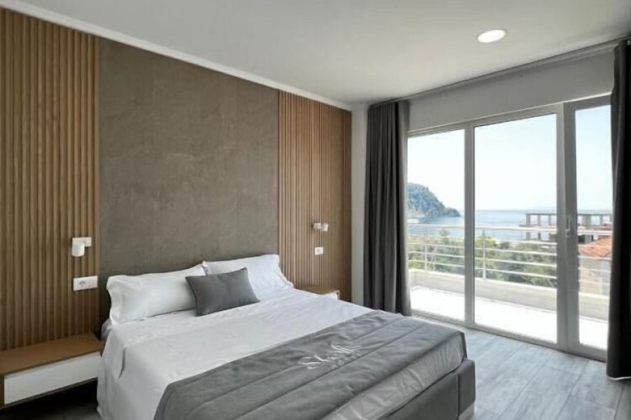 Pisa - Himarë - Hotel Stolis