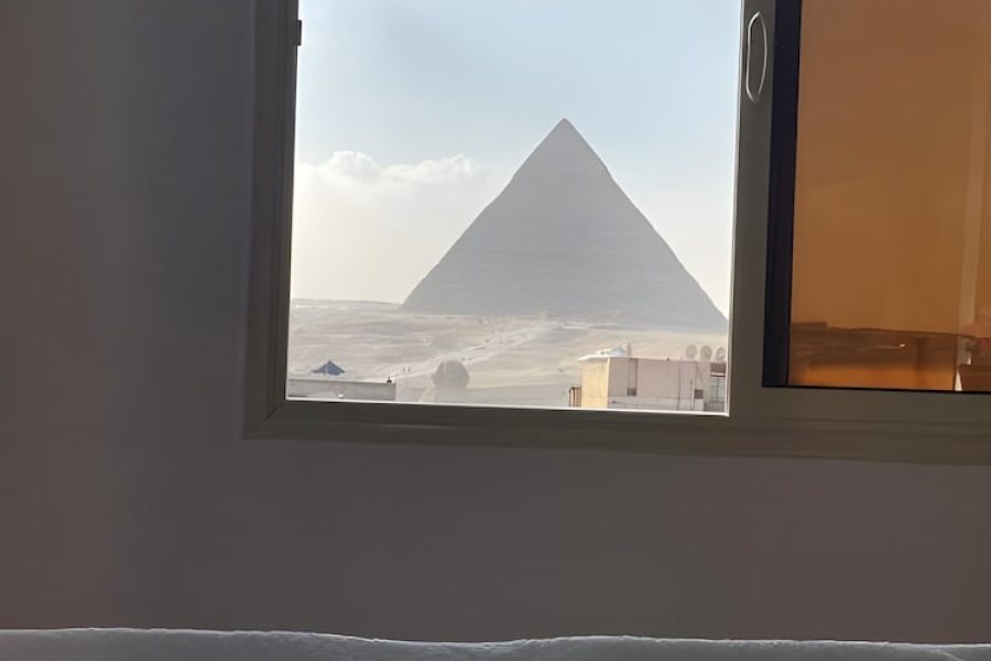 Venezia - Il Cairo - Middle East Pyramids View