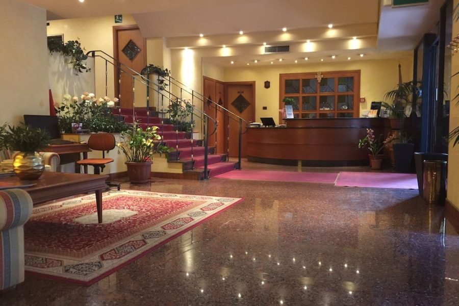 Bari - Lamezia Terme - Savant Hotel
