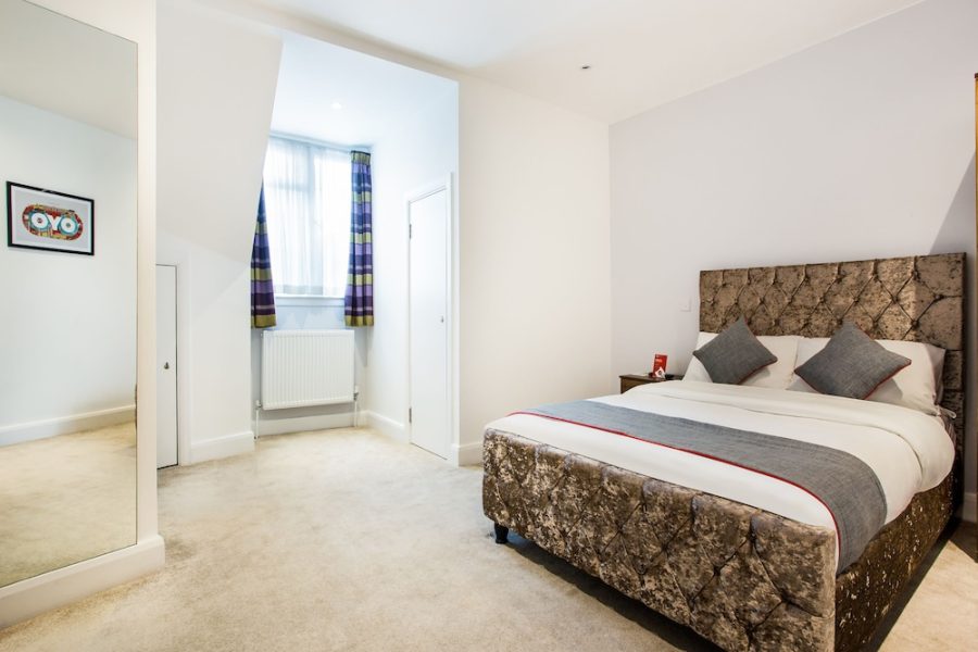 Pescara - Londra - OYO The Arch