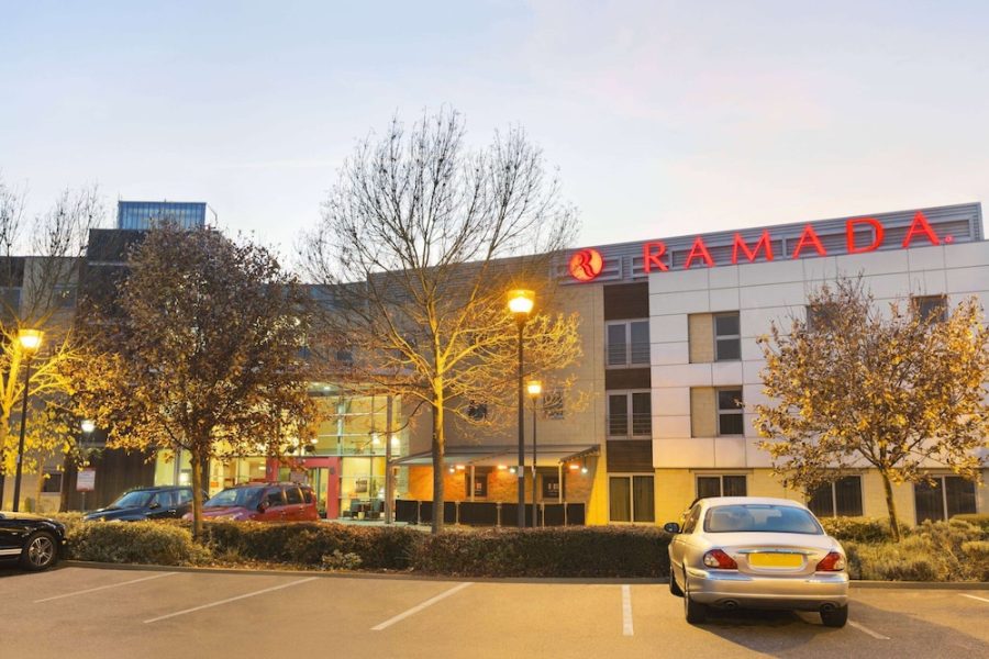 Genova - Londra - Ramada by Wyndham London North M1