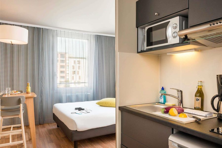 Verona - Paris Orly - Aparthotel Adagio Access Paris Massy Gare