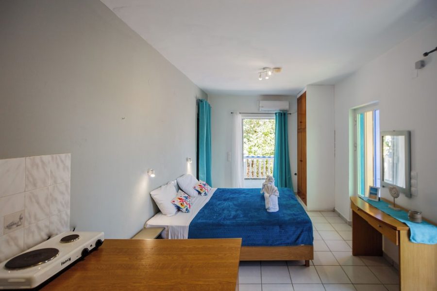 Roma - Alikanas - Velendzas Holidays