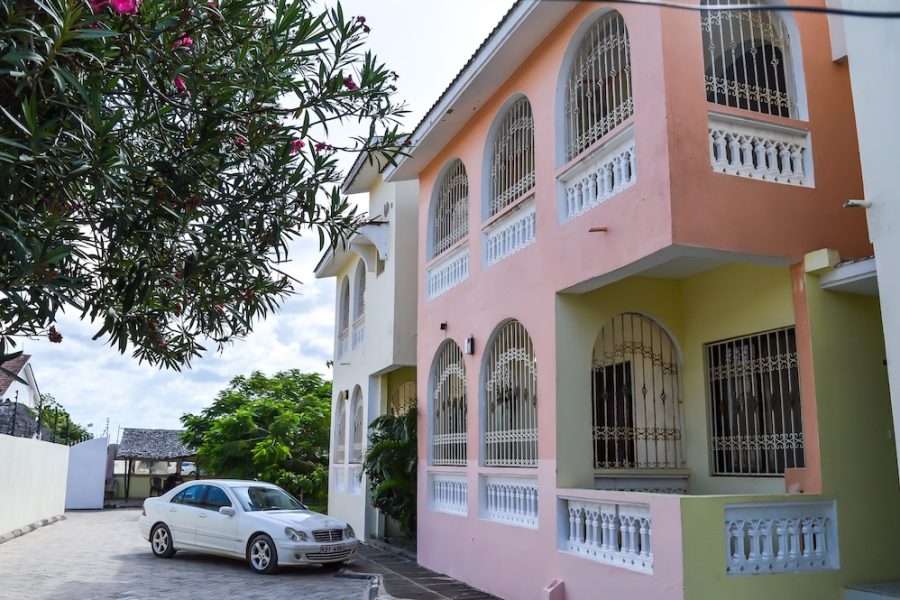 Bari - Kenya - costa di Mombasa