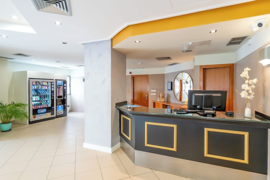 Roma - Elche - Hotel YIT Ciudad de Elche