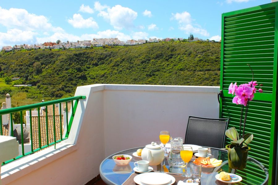 Roma - Estepona - Hotel Apartamentos Manilva Sun