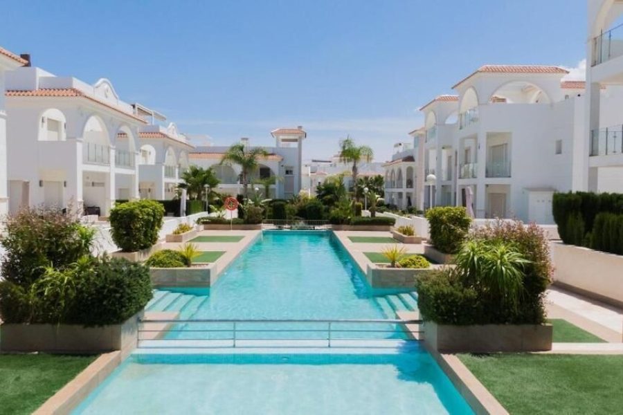 Bologna - Guardamar del Segura - Helgafell