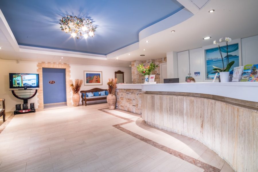 Milano - Laganas - Porto Koukla Beach