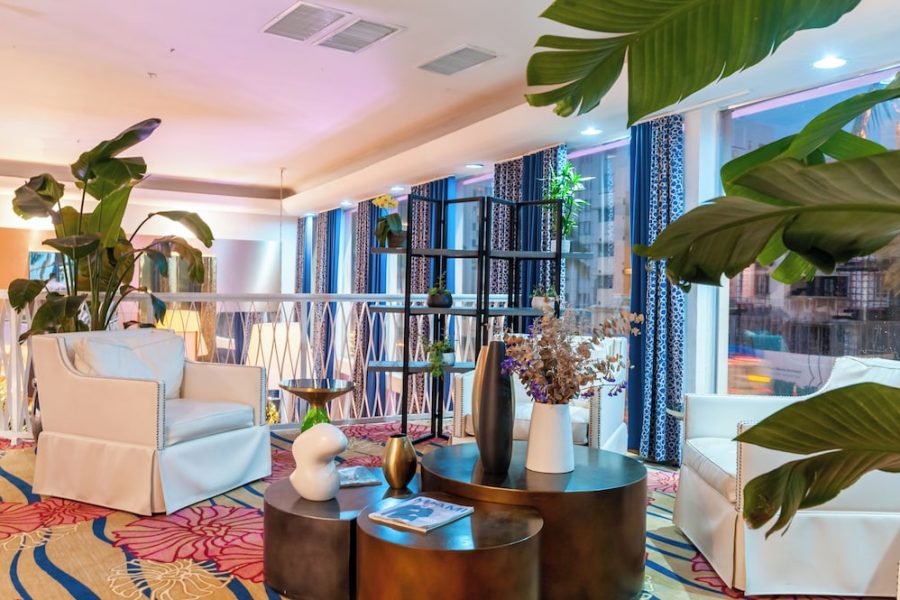 Brindisi - Miami (FL) - Catalina Hotel & Beach Club