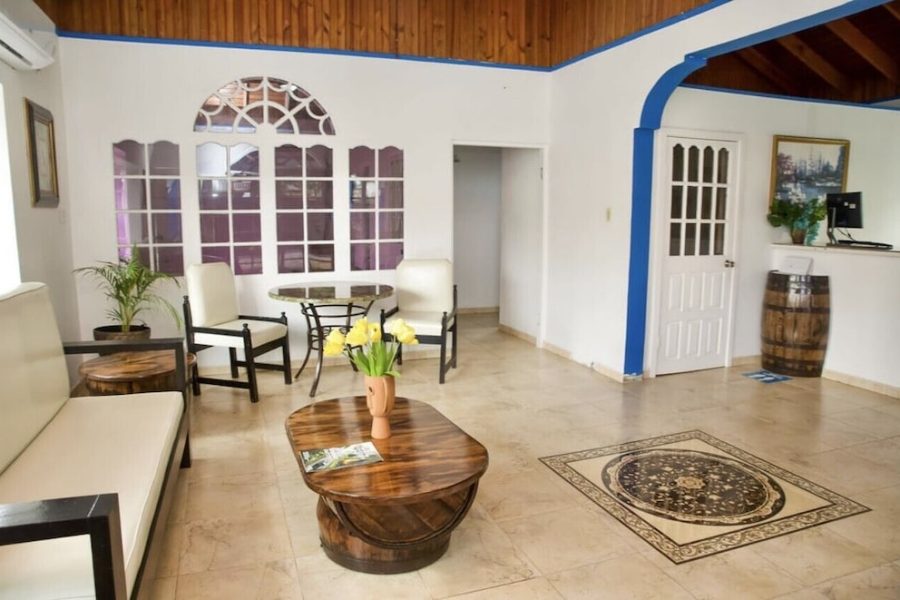 Bologna - Negril - Rum Runners Resort