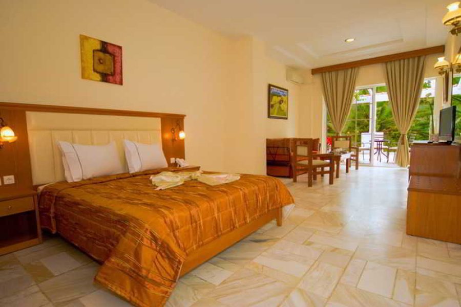 Bologna - Nikiti - Porfi Beach Hotel