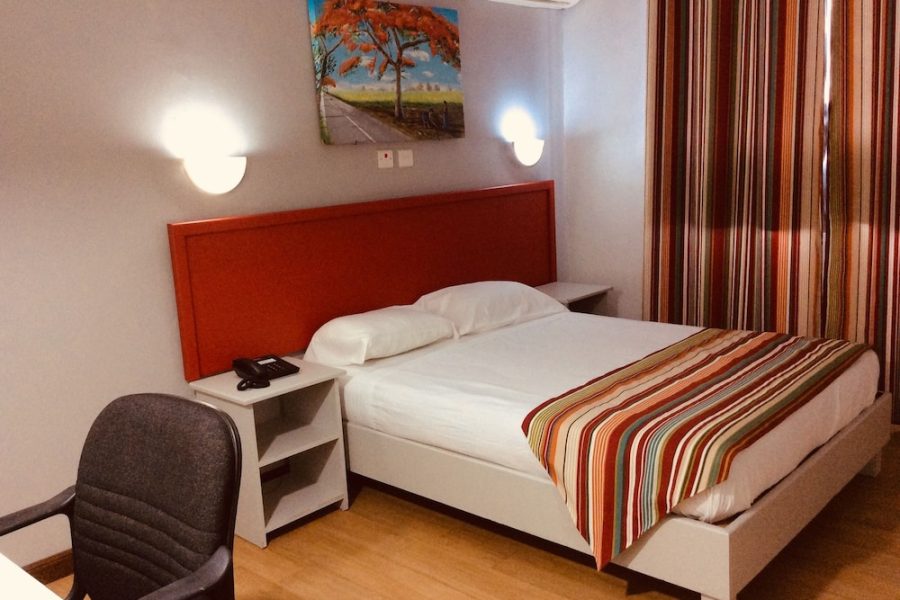 Napoli - Port Louis - Champ de Mars B&B