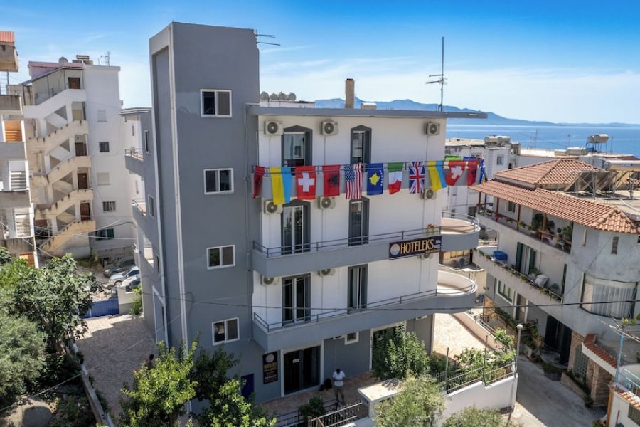 Napoli - Riviera Albanese - Hoteleks Inn & Suites