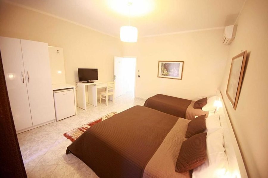 Perugia - Valona - Hotel Nika