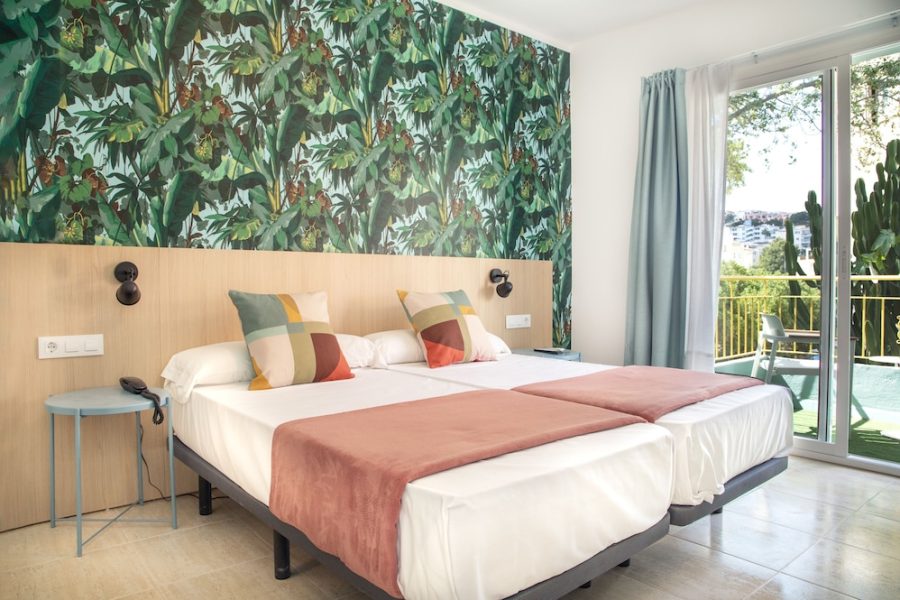 Palermo - Magaluf - 4U Miranda - Adults Only