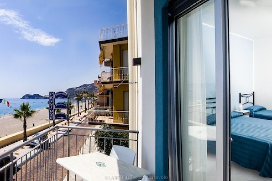 Cagliari - Taormina - Maniel Beach Hotel