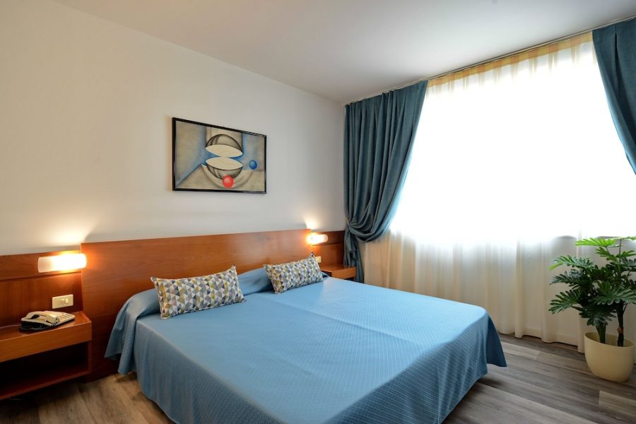 Catania - Castelnuovo del Garda - Hotel Krystal