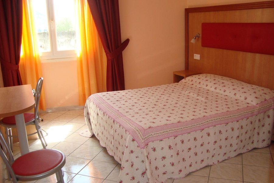 Napoli - Alti Pirenei - Hautes-Pyrénées