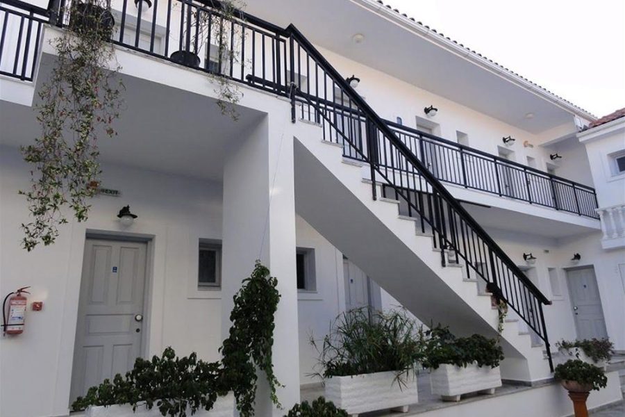 Catania - Sami - Athina