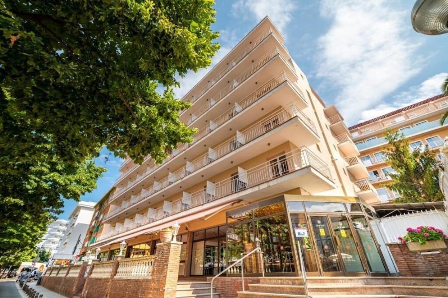 Genova - Lloret de Mar - Hotel Boutique Can Colom