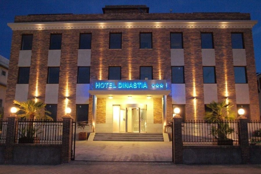 Milano - Madrid - Dinastia