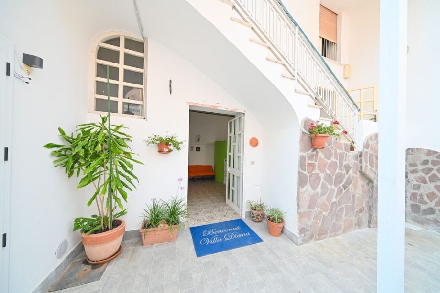 Milano - Ischia - Villa Diana - Beach & Rooms