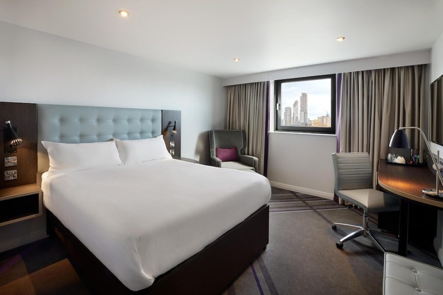 Napoli - Londra - Premier Inn London Wimbledon - Broadway