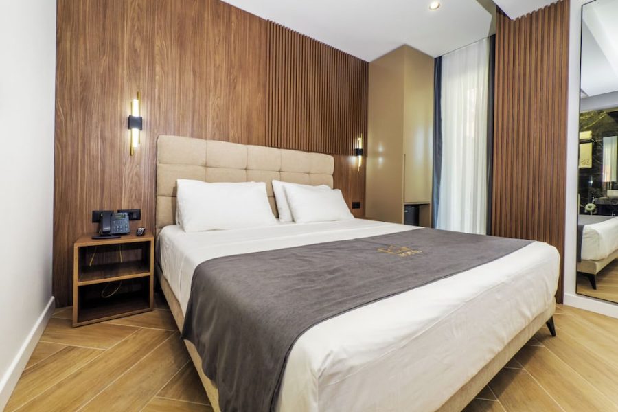 Verona - Tirana - ES Hotel