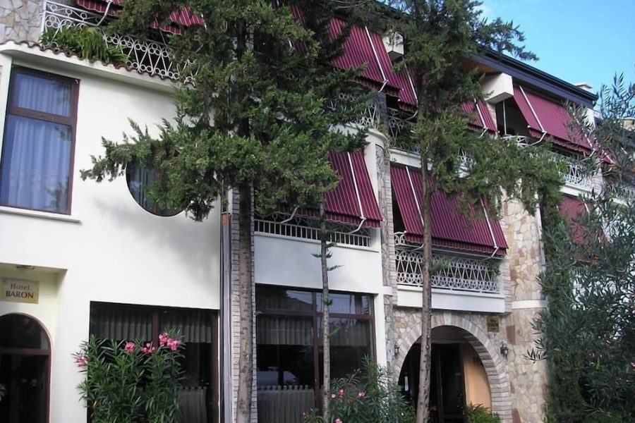 Palermo - Tirana - Hotel Baron