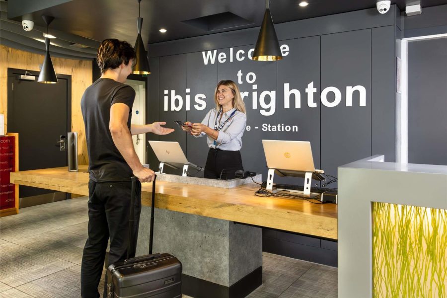Milano - Brighton - ibis Brighton City Centre - Station