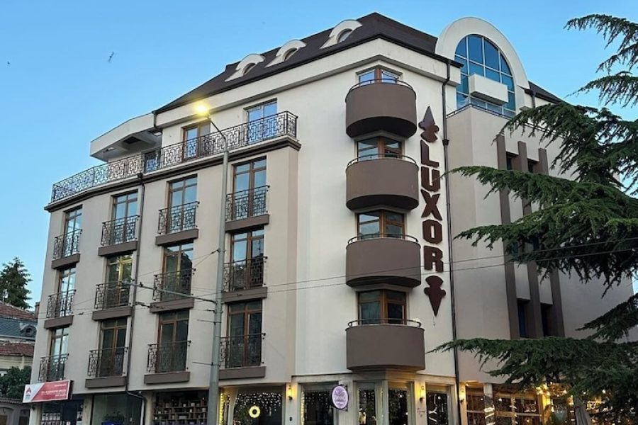 Milano - Burgas - Hotel Luxor