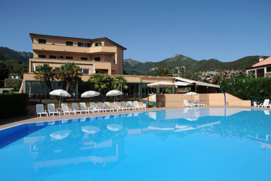 Milano - Campo nell'Elba - Hotel Residence Isola Verde