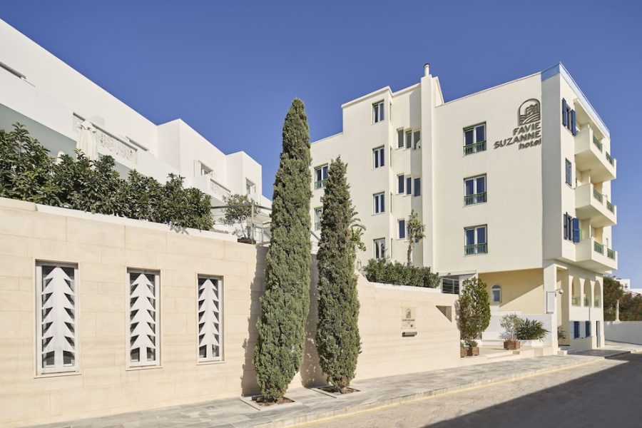 Milano - Città di Tinos - Favie Suzanne