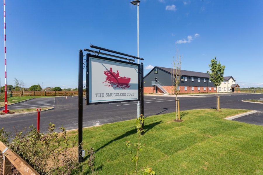 Milano - Clacton-On-Sea - The Aviator