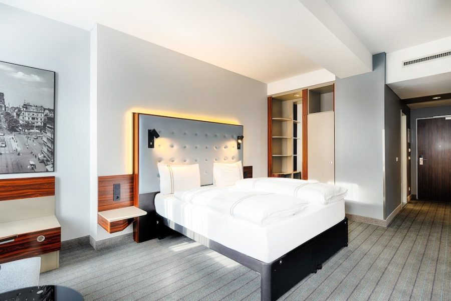 Milano - Colonia - Premier Inn Köln City Mediapark