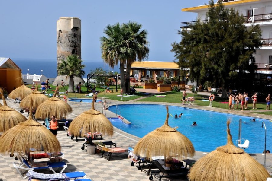 Milano - Almuñécar - Hotel Salobreña Suites