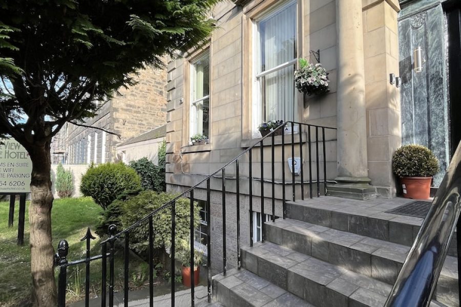 Napoli - Edimburgo - Park View House