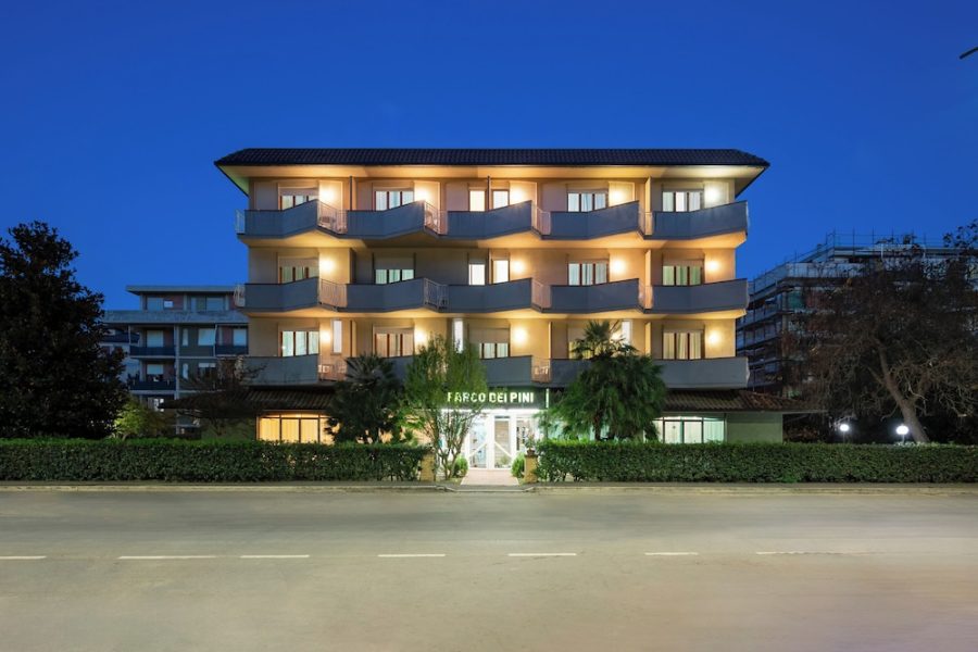 Milano - Follonica - Hotel Parco dei Pini - 100mt dal Mare