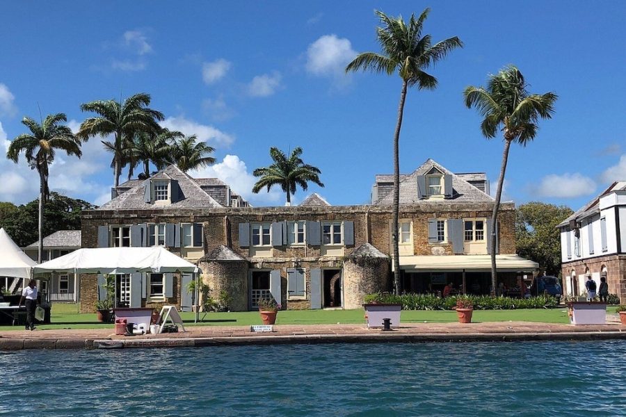 Milano - Freetown - Copper and Lumber Store Hotel