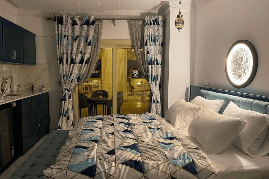 Bari - Giza - Danda Moon Pyramids Hotel