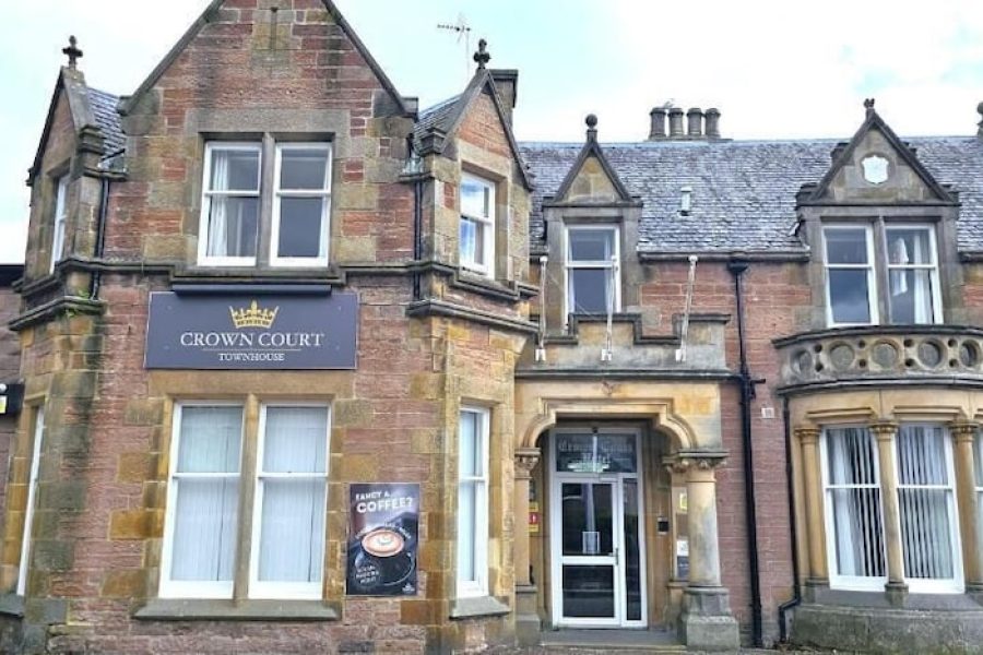 Milano - Inverness - Crown Hotel & Bar