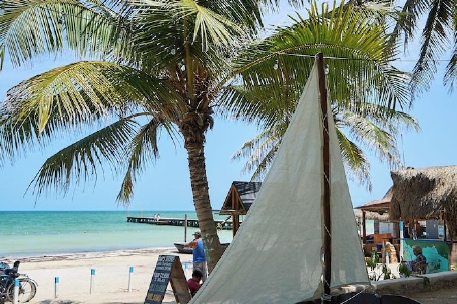 Venezia - Isla Holbox - El Faro Beach Front by ÓOL Hotels