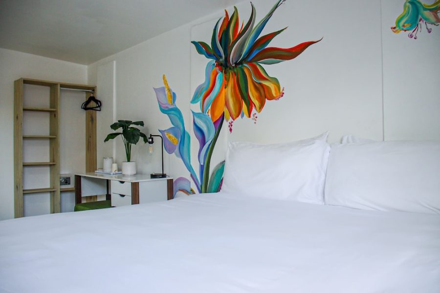 Napoli - Kingston - Pulse Rooms at Trafalgar