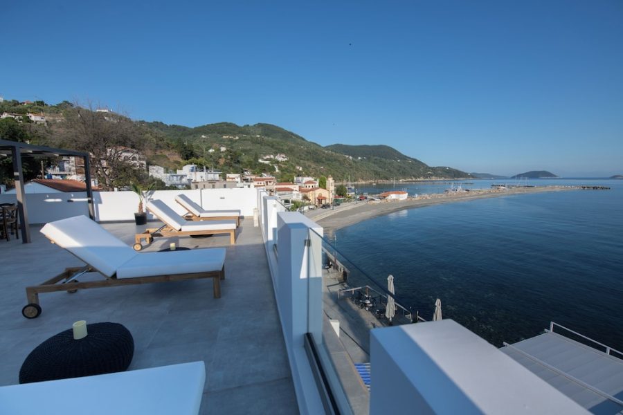 Napoli - Loutraki (Skopelos) - Flisvos Beachfront Apartments