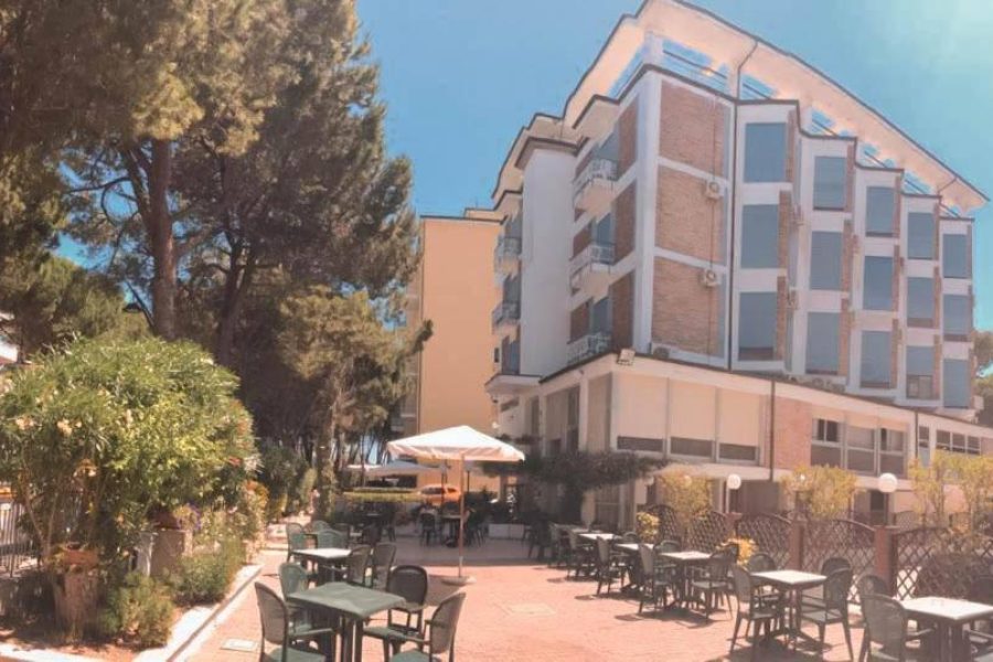 Milano - Milano Marittima - Hotel Zeus