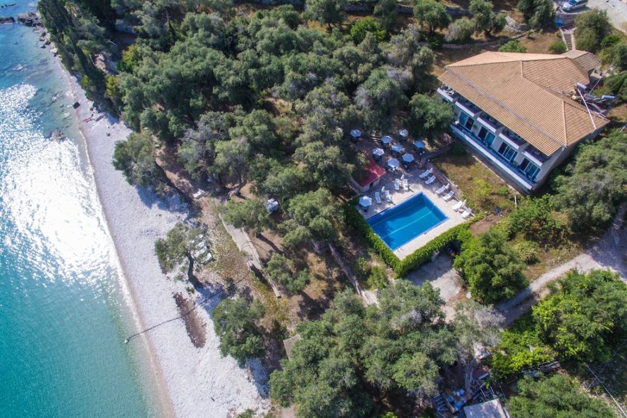 Milano - Paxos - Amfitriti Hotel & Studios