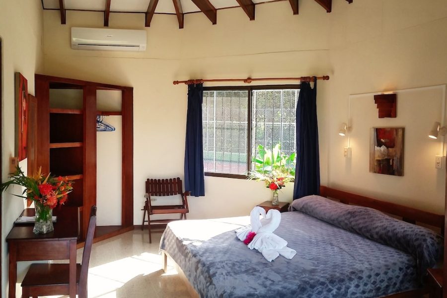 Roma - Playa Negra - Guacamaya Lodge